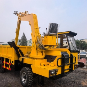 随车挖运输车厂家